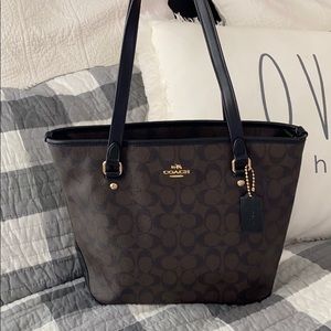 Coach signature tote black/brown